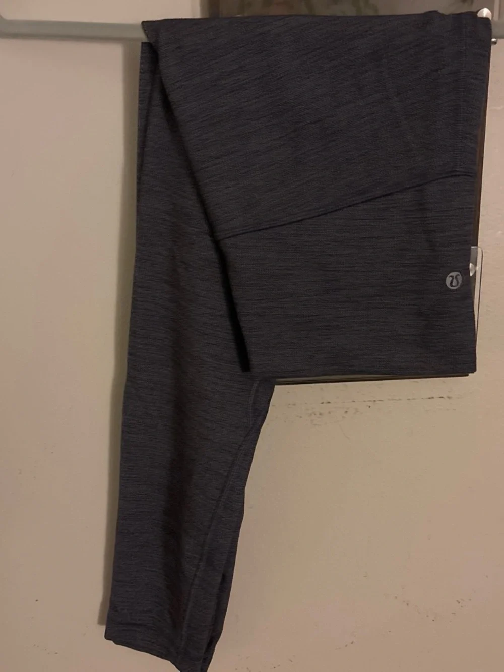 lululemon athletica Women Dark Heather Gray Performance Leggings